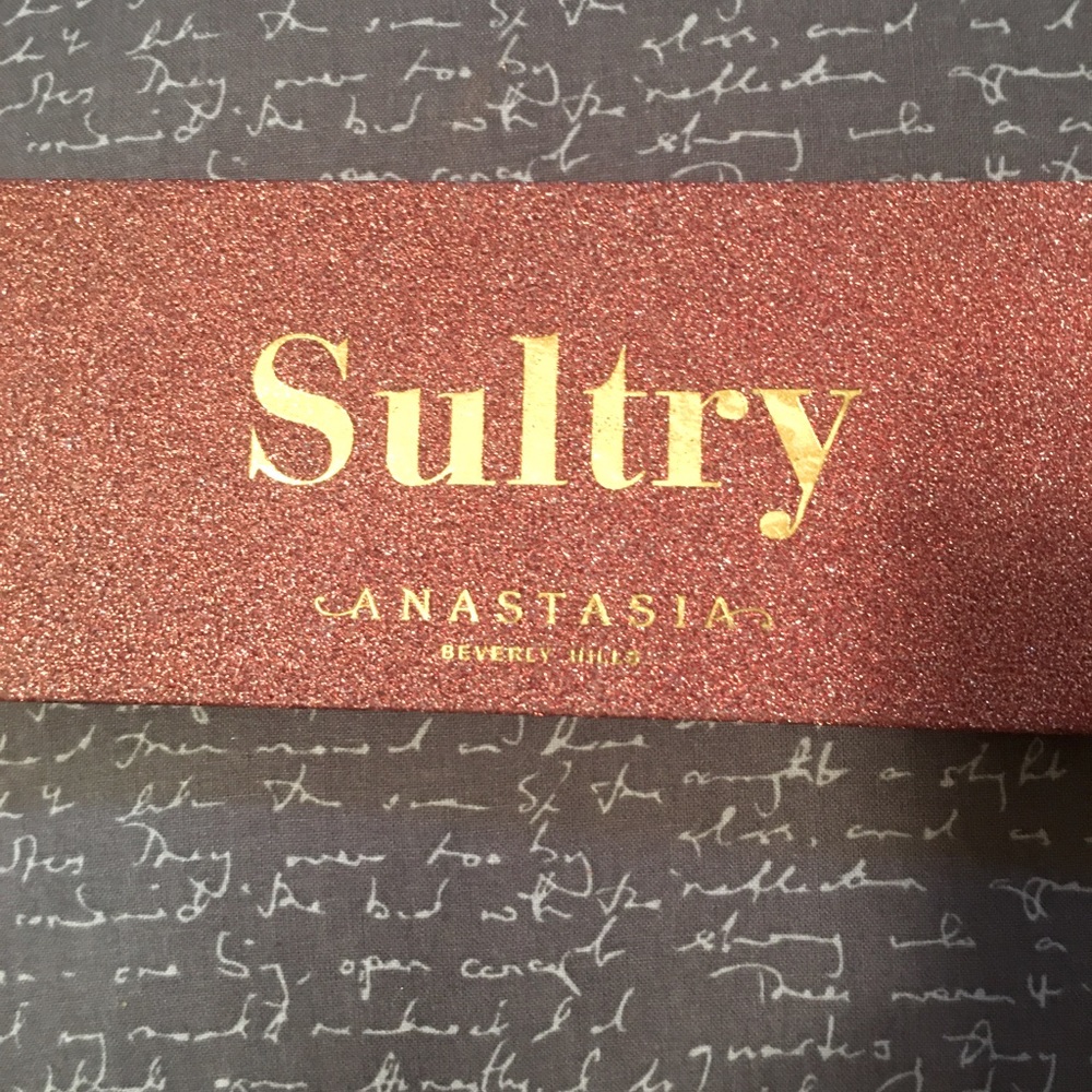 Anastasia Beverly Hills Sultry Eye Shadow Palette.